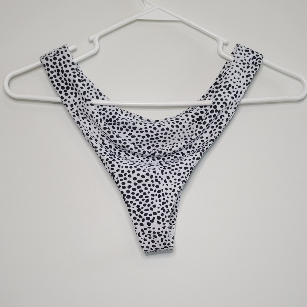2 piece bikini - Picture 5 of 6